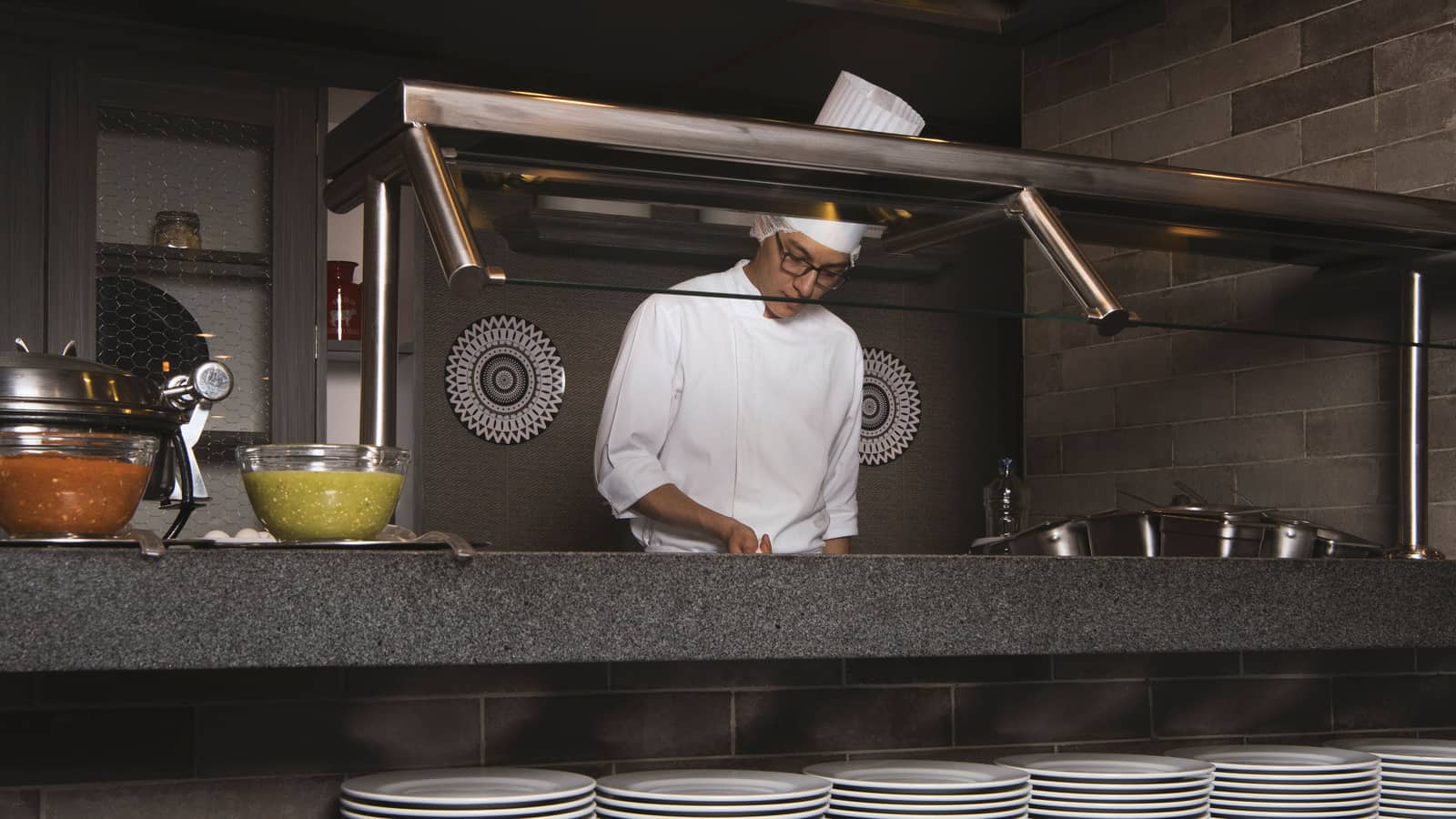 Autopedido por QR: 5 formas concretas en que tu restaurante gana más